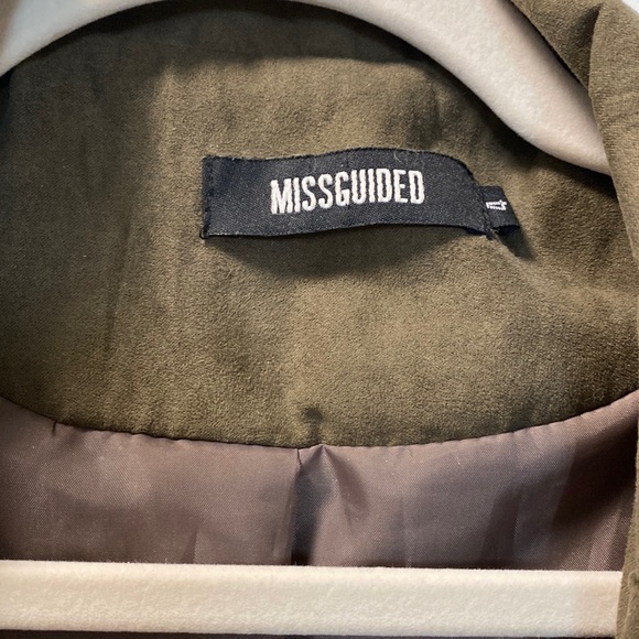 MISSGUIDED OLIVE GREEN BLAZER - Picture 2 of 7